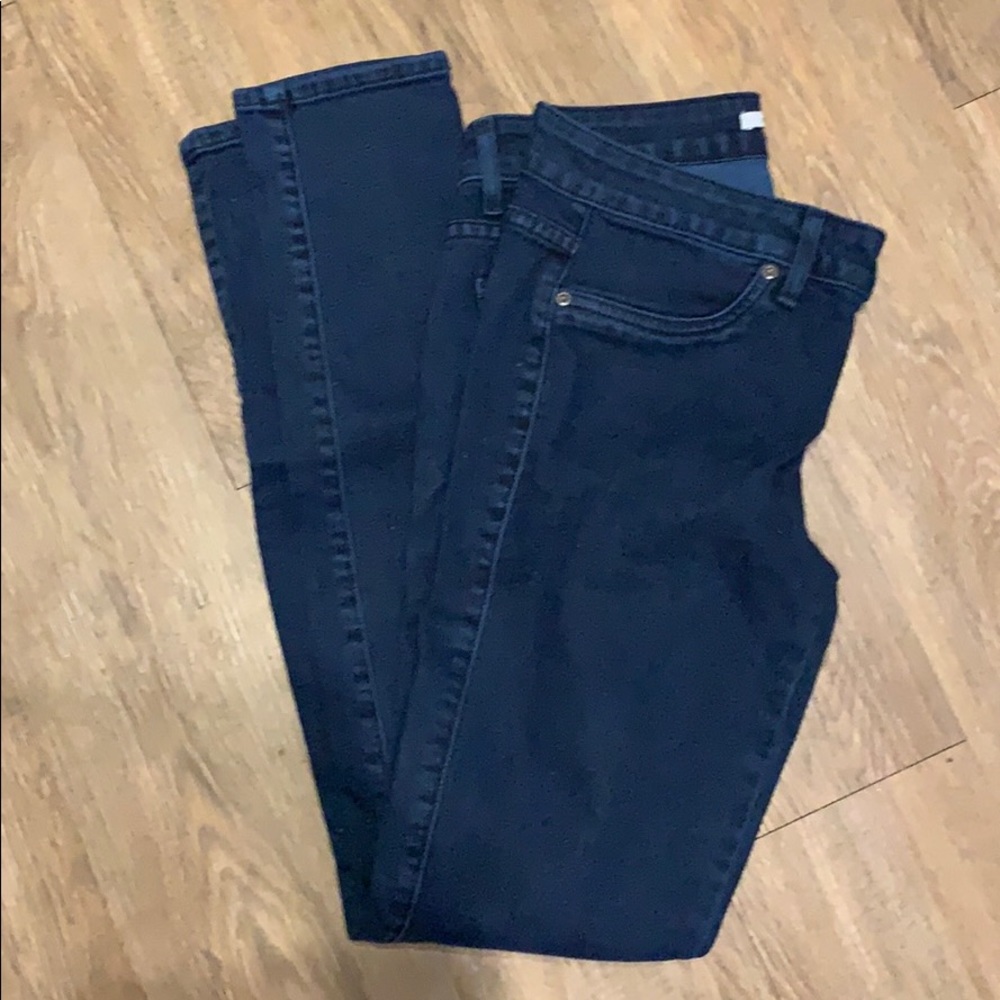 [RICH & SKINNY]